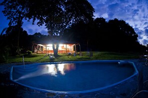 Utomhuspool