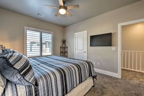 5 bedrooms, iron/ironing board, free WiFi, bed sheets