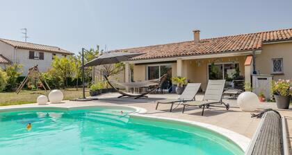 Villa familiale T6 climatisée avec piscine, jardin, salle fitness équipée