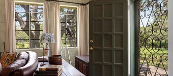 Live Oak Ranch - Swimming Pool Property with Sleeping for 20!