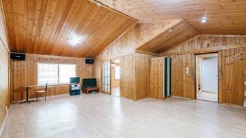 Camera (101) | Wi-Fi gratuito