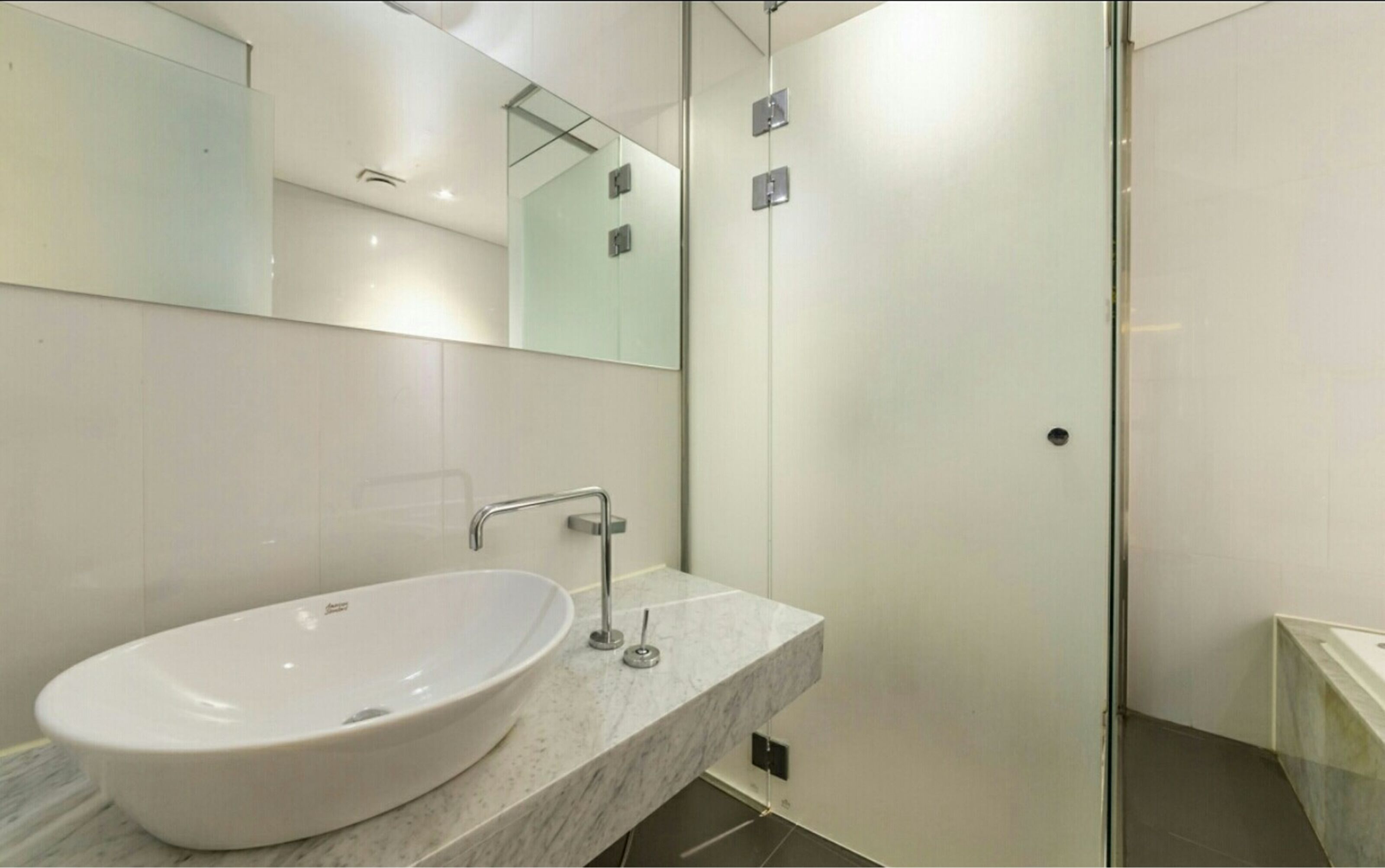 grand room | bathroom | hair dryer, bathrobes, slippers, towels