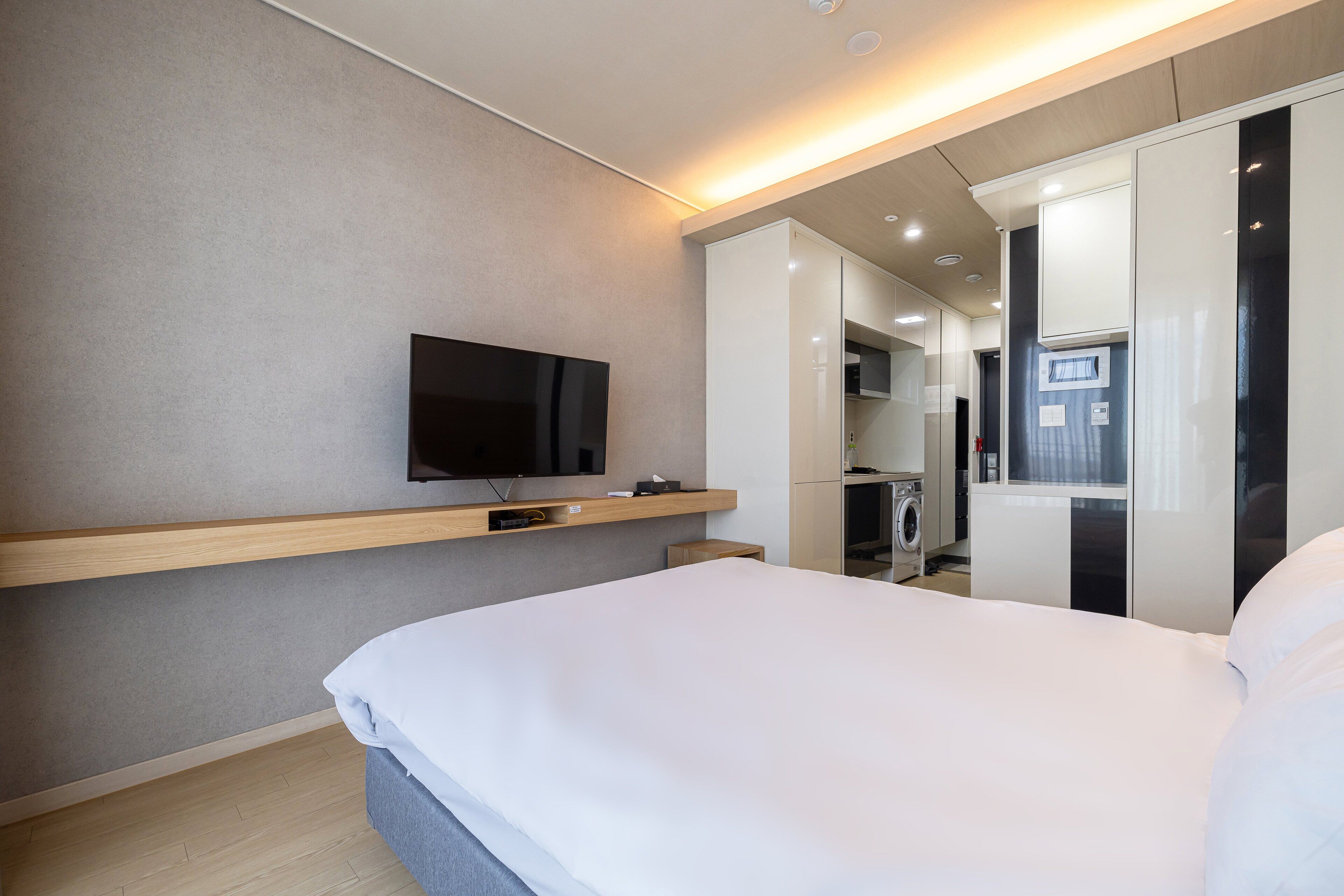 deluxe double with terrace (ocean view) | blackout curtains, soundproofing, free wifi, bed sheets