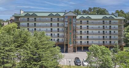 Golf View Condo - Next to Dollywood