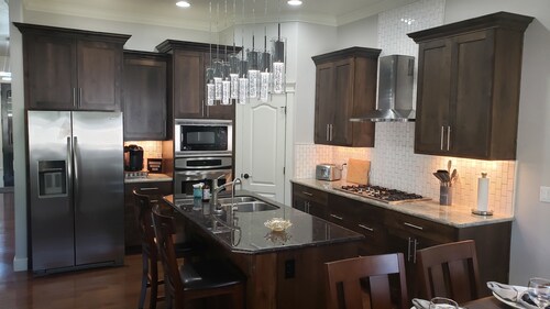 TAHITI AT THE VILLAGE - EXECUTIVE Home "BEST" Location in Boise/Meridian Area!!!