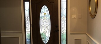 Large Very Quiet 5 BR, 2.5 Bath, 8 beds with King Next to Germantown