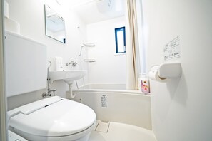 Basic Studio (Apartment for 8 people) | Bathroom | Combined shower/tub, free toiletries, hair dryer, slippers - Grandouce Hanazonocho-Kita (Osaka)