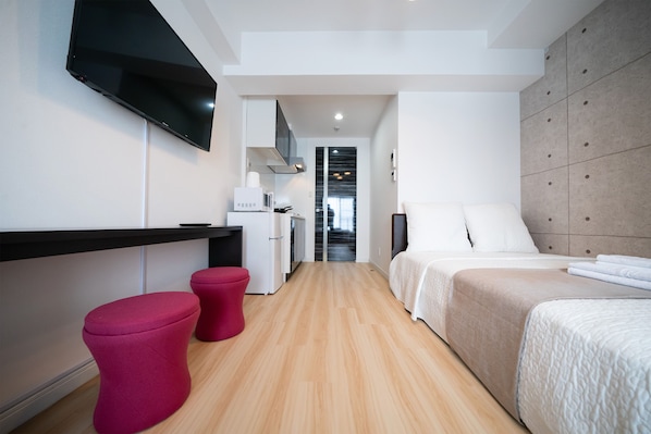 Basic Apartment, 1 Bedroom | 1 bedroom, desk, laptop workspace, free WiFi