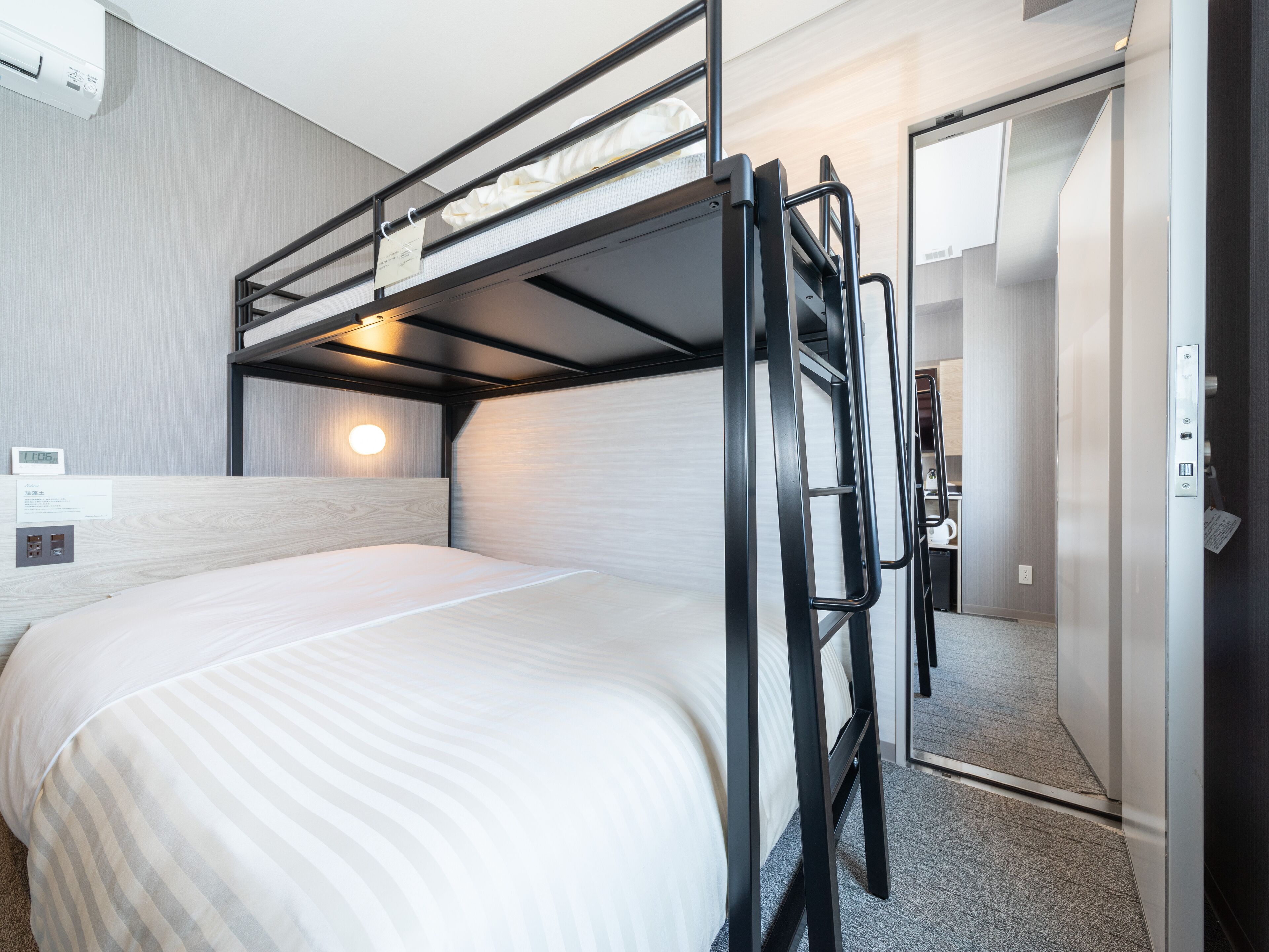 super (connecting) room with loft, non smoking | 1 bedroom, soundproofing, free wifi