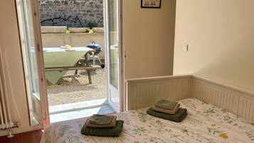 2 bedrooms, iron/ironing board, travel crib, WiFi