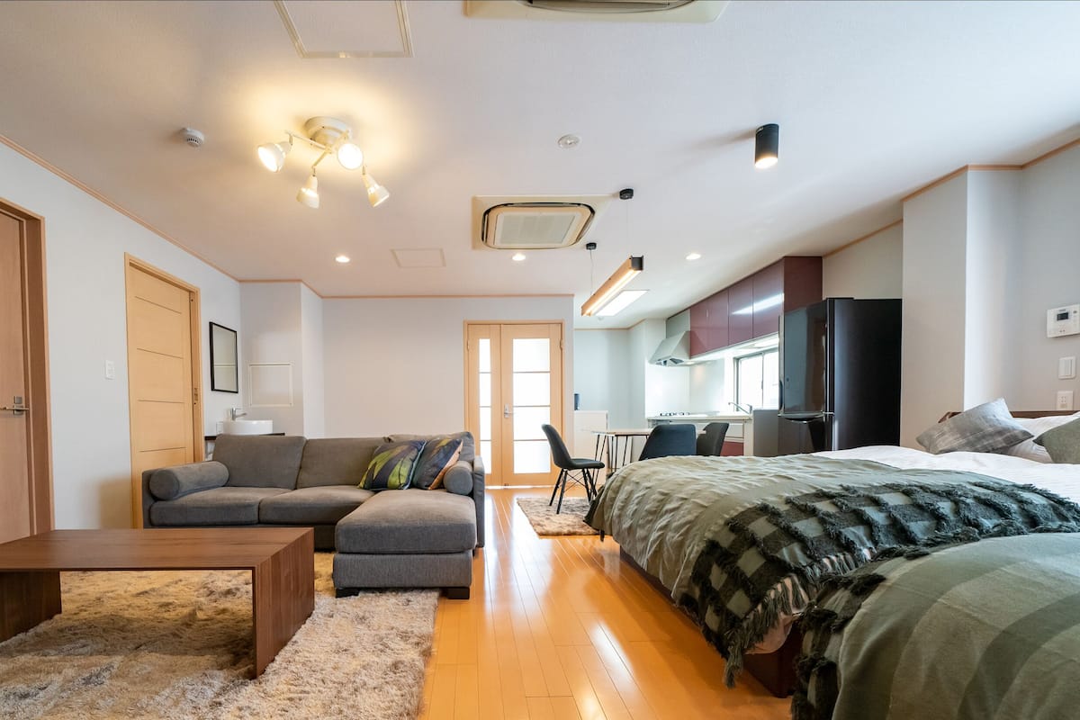 Appartamento familiare, 2 camere da letto (4F, 100㎡) | 2 camere, Wi-Fi gratuito, lenzuola