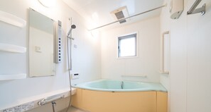 Family Apartment, 2 Bedrooms (4F, 100㎡) | Bathroom | Separate tub and shower, free toiletries, hair dryer, electronic bidet - HOTEL er. (Kobe)