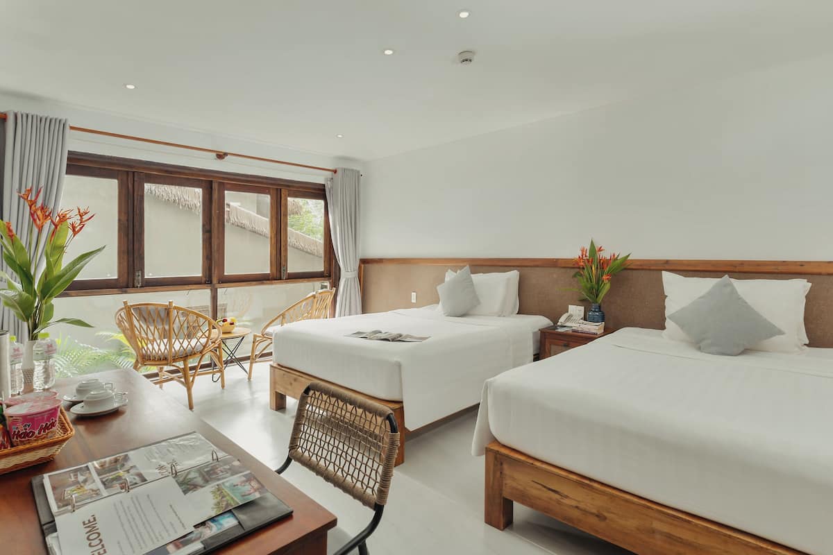 Cozy Twin room - Tropical Village | 1 bedroom, pillowtop beds, minibar, in-room safe