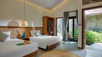 Spacious Garden Twin House | 1 bedroom, pillowtop beds, minibar, in-room safe