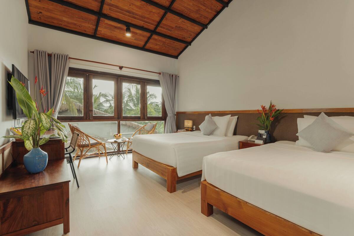 Tropical garden Twin - Tropical Village | Pillowtop beds, minibar, in-room safe, desk