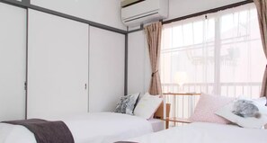 อพาร์ทเมนท์สำหรับครอบครัว, 2 ห้องนอน | 2 ห้องนอน, โต๊ะทำงาน, พื้นที่ทำงานแบบใช้แล็ปท็อป, Wi-Fi ฟรี