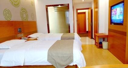Greentree Inn Fuyang Technician College