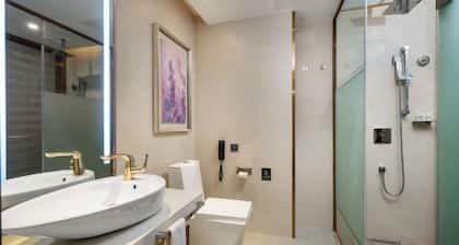 Lavande Hotel (Guilin Longsheng)