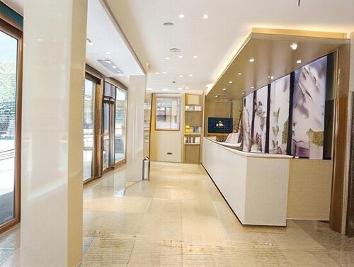 Lavande Hotel (Guilin Longsheng)