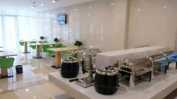 تناول الطعام