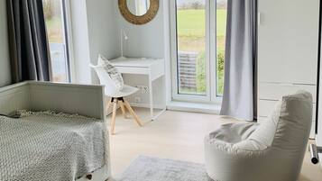 3 chambres, fer et planche Ă repasser, Wi-Fi, draps fournis