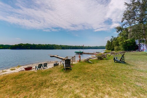 Dog-Friendly Lakefront, w/Free WiFi, Patio, Deck/Dock, & Rustic Water Views
