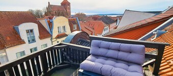 Above the roofs of goods Object ID 121193