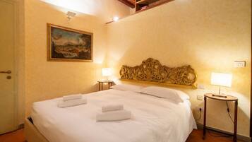 2 soverom, strykejern/-brett, wi-fi og sengetøy