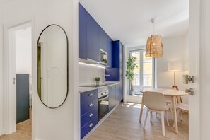 Classic-Apartment | Eigene Küche | Kühlschrank, Mikrowelle, Ofen, Herdplatte