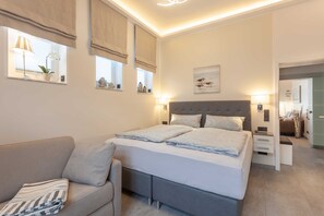 Imagen sin descripción, 2 de 16, botón