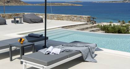 Kymo Luxury Suites Paros