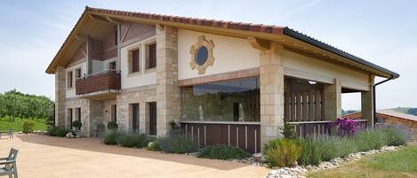 Facciata della struttura