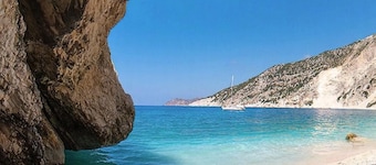 Impressive Kefalonia Villa | Villa Bookman | 2 Bedrooms | Seafront |.