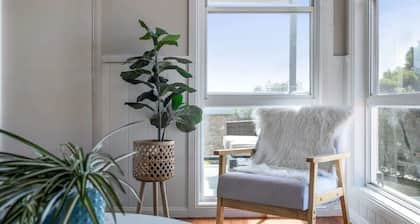 Karinya Jervis Bay - 4BR home & optional studio