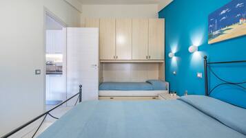 2 chambres, fer et planche Ă repasser, draps fournis