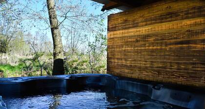 BoHo - Jacuzzi, Sauna, BBQ, Garden close to Amsterdam & Utrecht - Sleeps 14