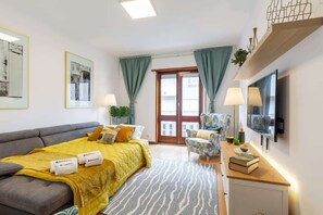 5 makuuhuonetta, silitysrauta/-lauta, Wi-Fi, vuodevaatteet