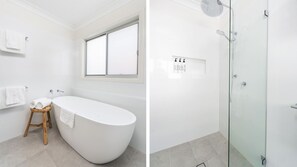 Baignoire, sèche-cheveux