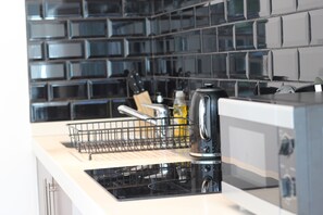 Apartment, 2 Schlafzimmer | Eigene Küche | Mini-Kühlschrank, Mikrowelle, Ofen, Herdplatte