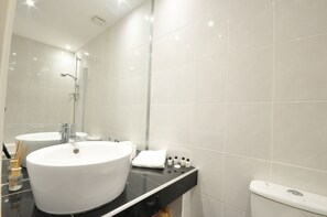 Cottage | Bathroom