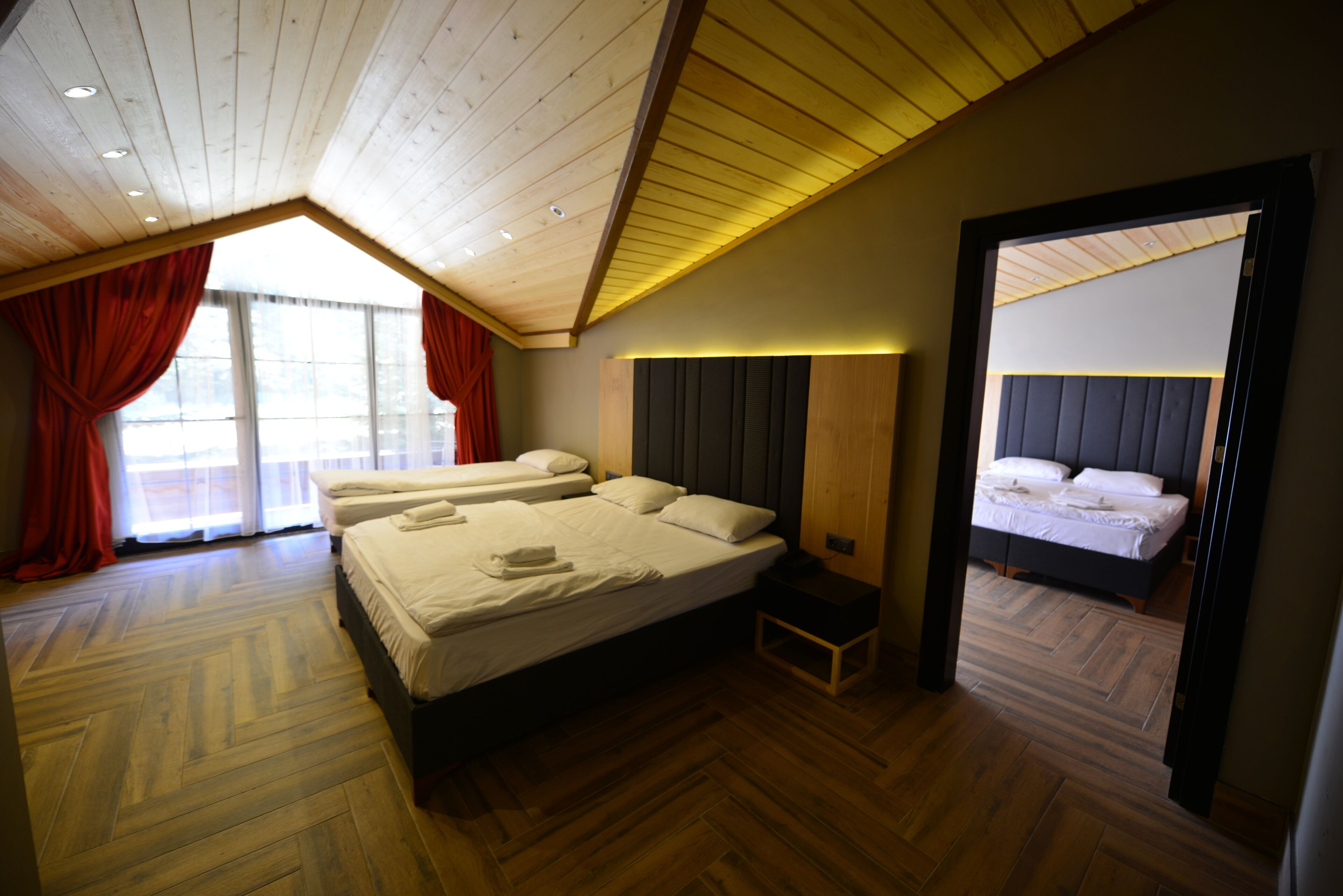 Premium bedding, soundproofing, free WiFi, bed sheets