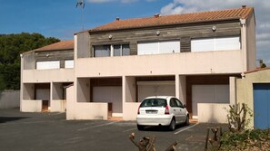 Exterior - STUDIO 400 M FROM THE OCEAN TERRACE, PARKING AND BIKE SHELTER AVAILABLE (La Rochelle)