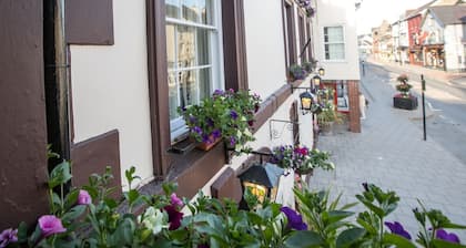 The Royal Oak Hotel