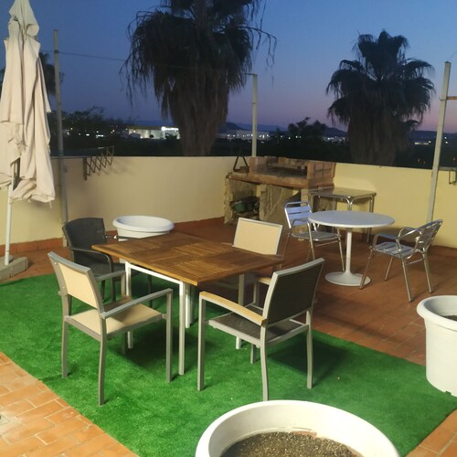 Buhardilla CON Entrada Independiente Baño Cocina Y Terraza