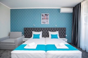 5 bedrooms, WiFi