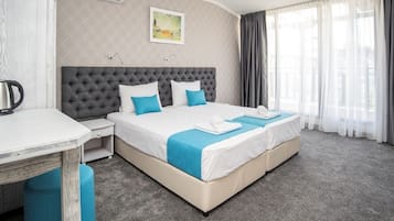 5 bedrooms, WiFi