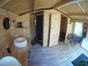 Wastafel kamar mandi