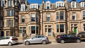 Unclassified image, 4 of 68, button - JOIVY Haymarket (Edinburgh)
