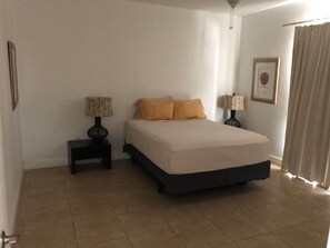 2 bedrooms - Ocean Views in Paradise (Bimini)