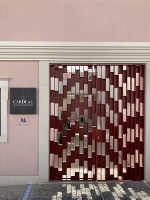 Property entrance - Cardeal Suites & Apartments (Faro)